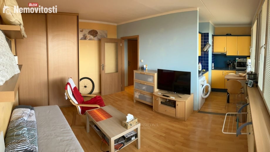 Pronájem bytu 1+kk 27 m², Kladno - Kročehlavy