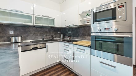 Pronájem bytu 3+1 90 m², Pardubice - Zelené Předměstí