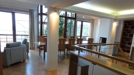 Pronájem bytu s 6 a více pokoji 268 m², Praha - Žižkov