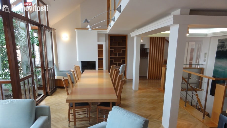 Pronájem bytu s 6 a více pokoji 268 m², Praha - Žižkov