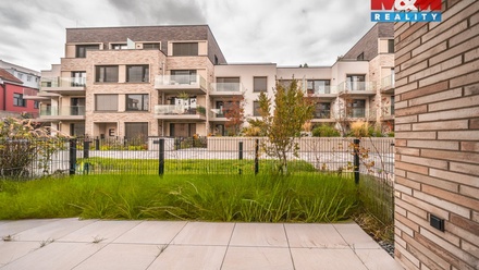 Pronájem bytu 1+kk 35 m², Praha 7