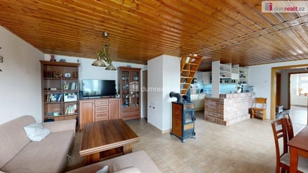 Prodej rodinného domu 100 m², Činěves