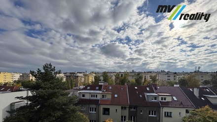 Pronájem bytu 2+kk 35 m², Praha - Břevnov