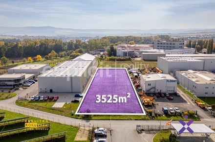 Prodej komerčního pozemku 3 525 m², Nivnice