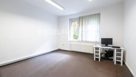 Pronájem kanceláře 120 m², Praha - Smíchov