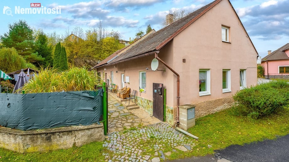 Prodej chalupy 105 m², Okřesaneč