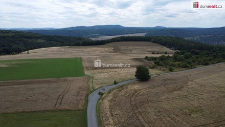 Prodej specifického pozemku 3 943 m², Sýkořice