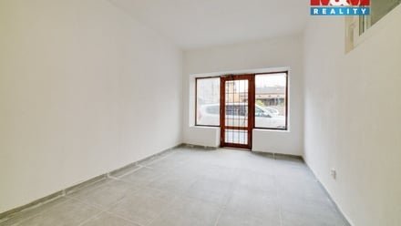Pronájem obchodního prostoru 22 m², Mariánské Lázně