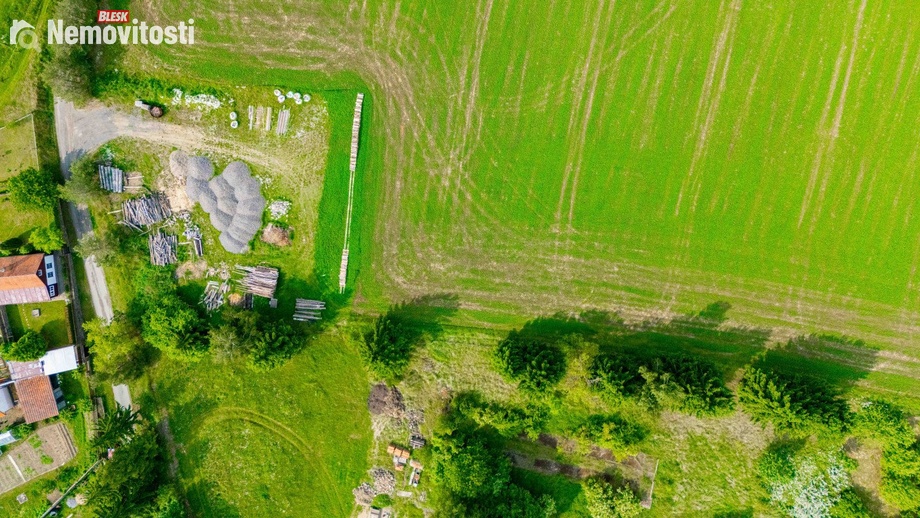 Prodej pole 4 299 m², Bory