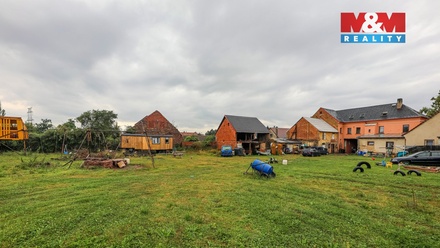 Prodej rodinného domu 360 m², Cebiv