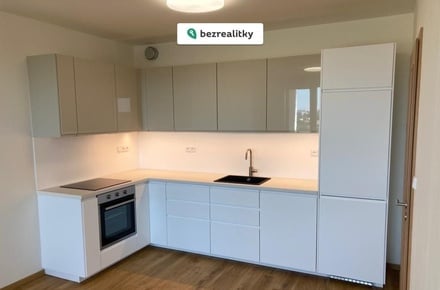 Prodej bytu 1+kk 56 m², Praha 5