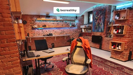 Prodej komerční nemovitosti 137 m², Praha 8