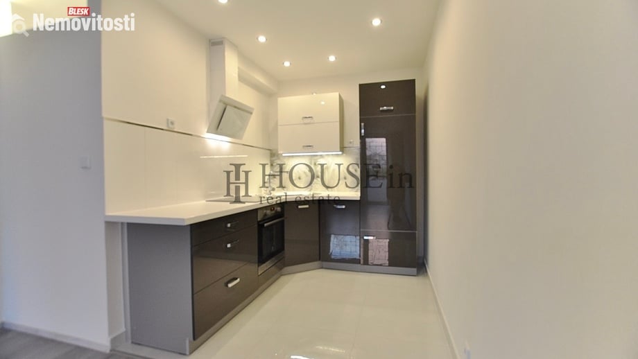 Pronájem bytu 2+kk 49 m², Praha - Michle