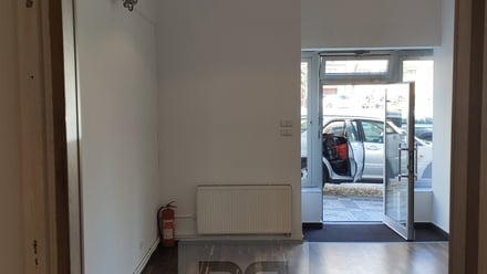 Pronájem obchodního prostoru 45 m², Praha - Holešovice