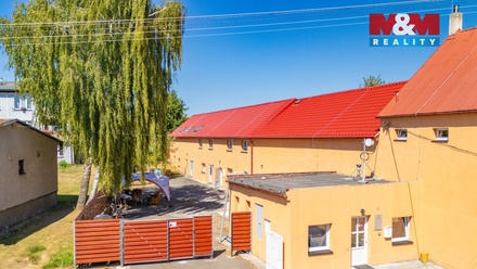 Pronájem bytu 1+1 49 m², Sytno