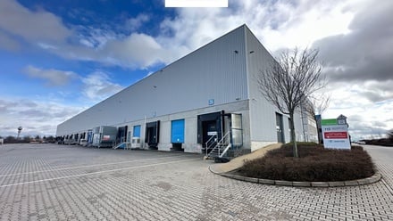 Pronájem skladu 550 m², Chrášťany