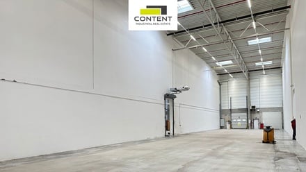 Pronájem skladu 550 m², Chrášťany