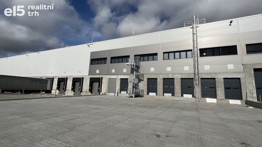 Pronájem výrobního prostoru 7 600 m², Kozomín