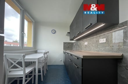 Pronájem bytu 2+1 53 m², Nymburk