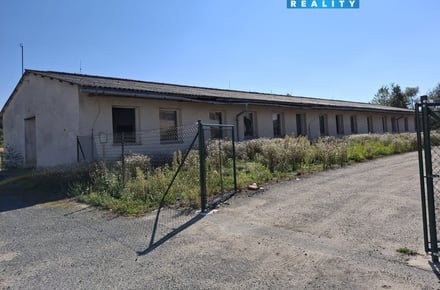 Pronájem skladu 200 m², Bělá pod Bezdězem
