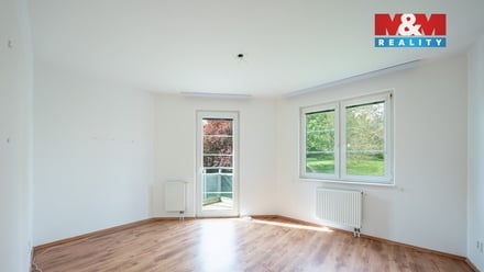 Pronájem bytu 3+kk 63 m², Chlumec