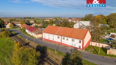 Prodej kanceláře 850 m², Oskořínek