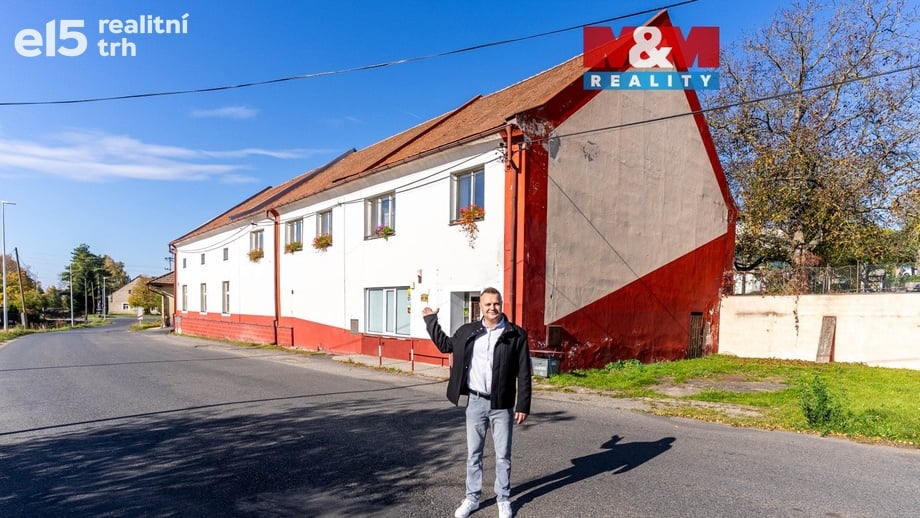 Prodej kanceláře 850 m², Oskořínek