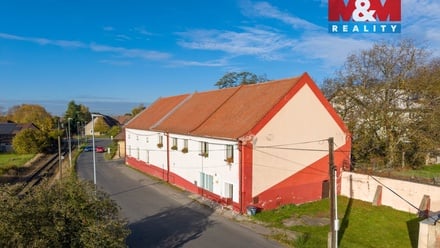 Prodej rodinného domu 850 m², Oskořínek