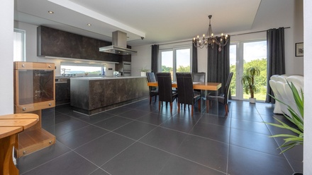 Prodej rodinného domu 360 m², Mistřice