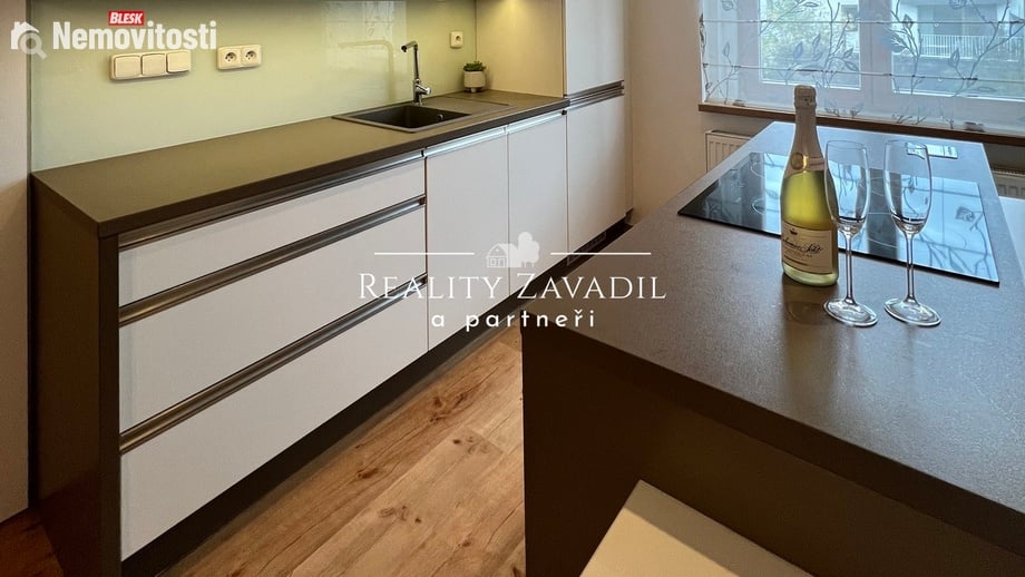 Pronájem bytu 2+kk 45 m², Praha