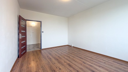 Pronájem bytu 2+1 60 m², Chomutov