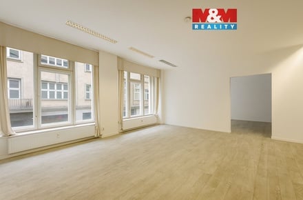 Pronájem kanceláře 85 m², Praha 1