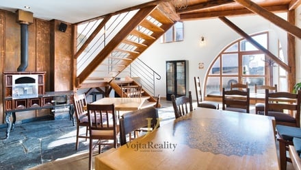 Prodej výrobního prostoru 1 074 m², Olomouc - Chomoutov