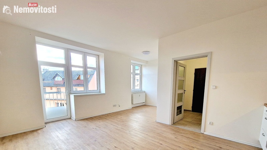 Pronájem bytu 1+kk 30 m², Brno-sever