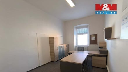 Pronájem kanceláře 47 m², Pardubice I