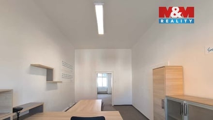 Pronájem kanceláře 47 m², Pardubice I