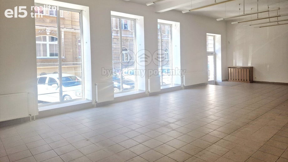 Pronájem obchodního prostoru 145 m², Chomutov