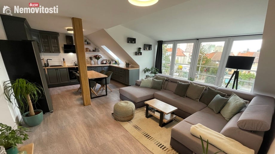 Prodej bytu 3+kk 88 m², Praha - Strašnice