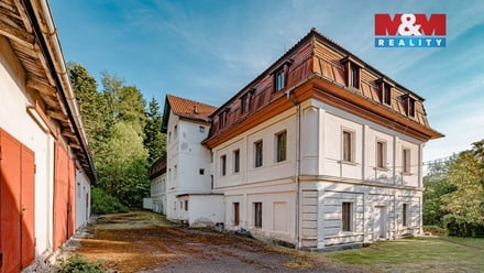 Prodej nemovitosti pro ubytování 1 700 m², Nové Město nad Metují