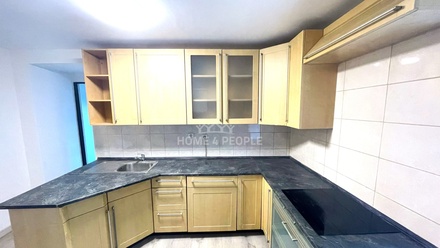 Pronájem bytu 1+1 40 m², Lochovice