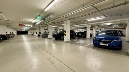 Prodej garážového stání 13 m², Praha - Karlín