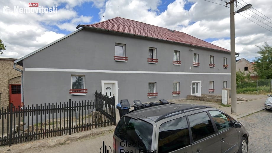 Prodej rodinného domu 344 m², Kladno - Dubí