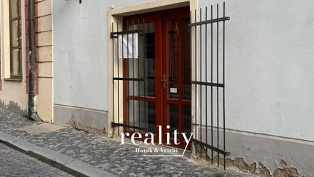 Pronájem obchodního prostoru 27 m², Znojmo