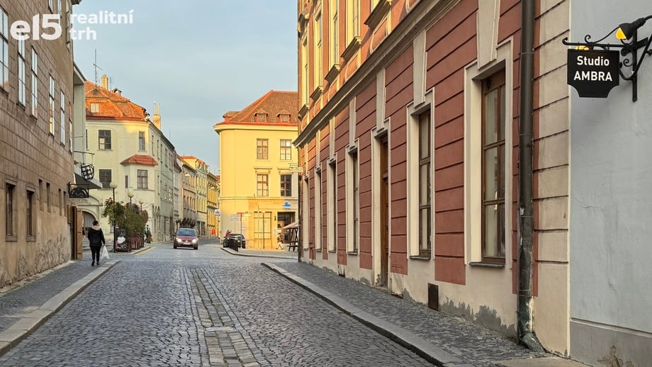 Pronájem obchodního prostoru 27 m², Znojmo