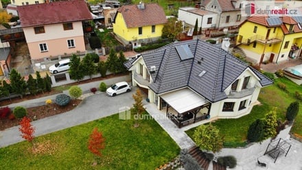 Prodej rodinného domu 323 m², Praha-Lochkov