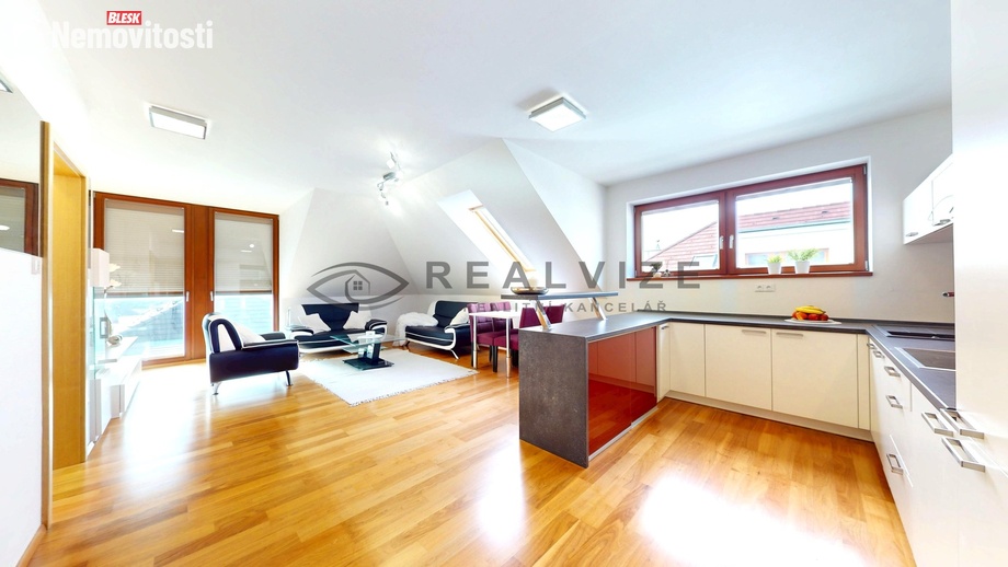 Prodej bytu 3+kk 83 m², Hluboká nad Vltavou