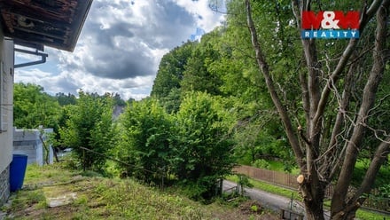 Prodej stavebního pozemku 432 m², Čtveřín