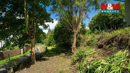 Prodej stavebního pozemku 432 m², Čtveřín