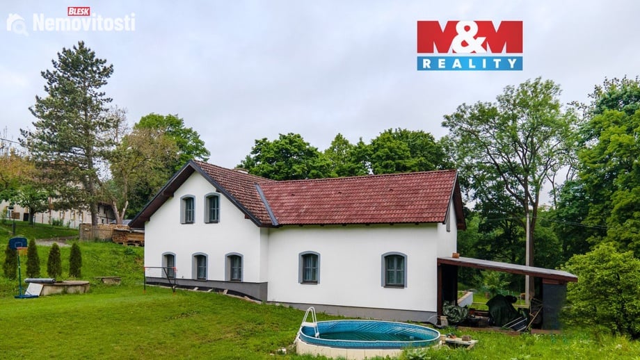 Prodej rodinného domu 260 m², Polička