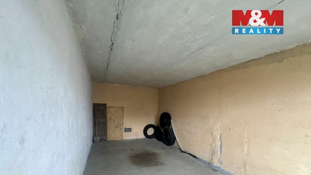 Pronájem garáže 20 m², Pardubice